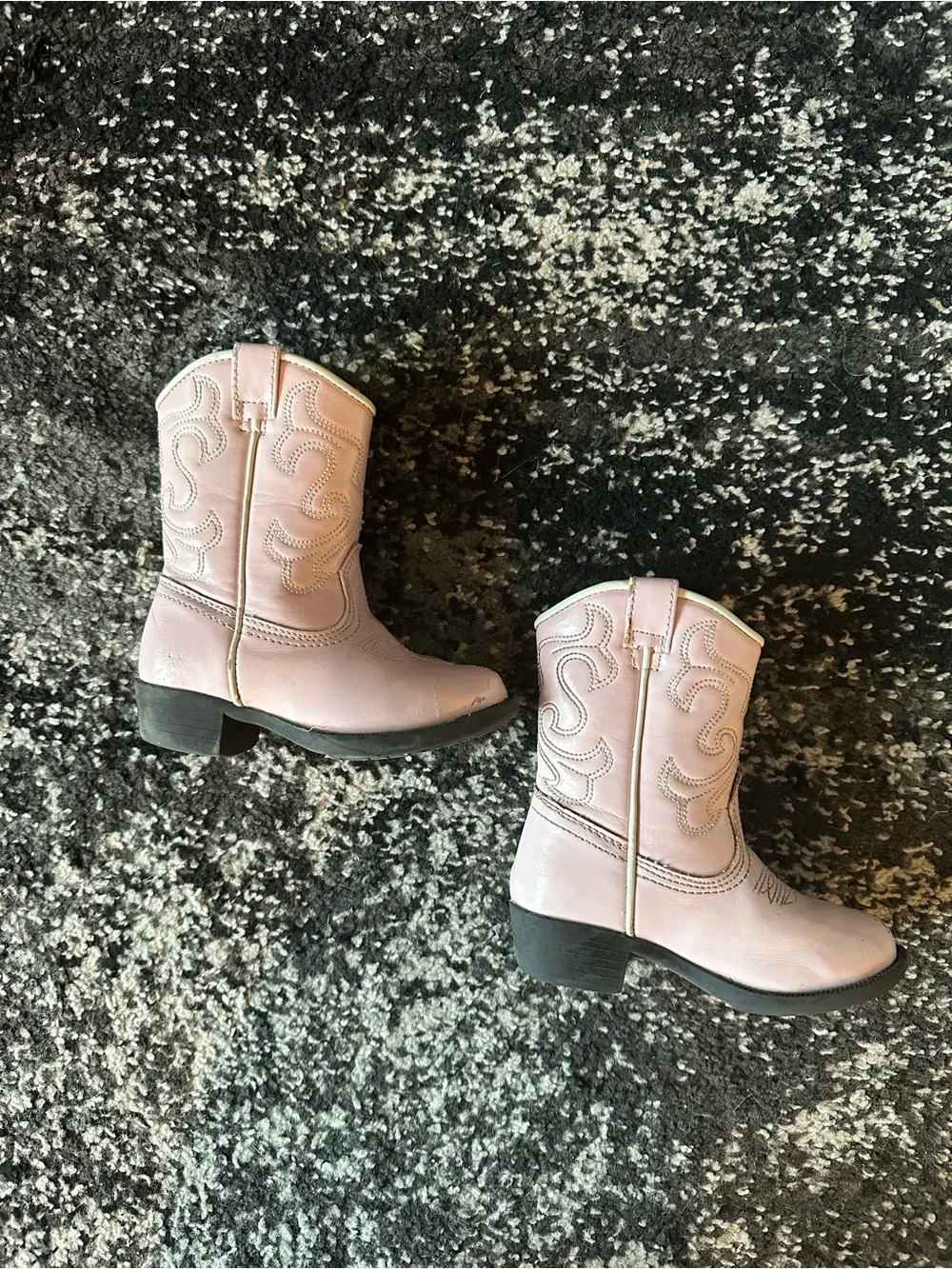 Pink toddler girl cowboy boots